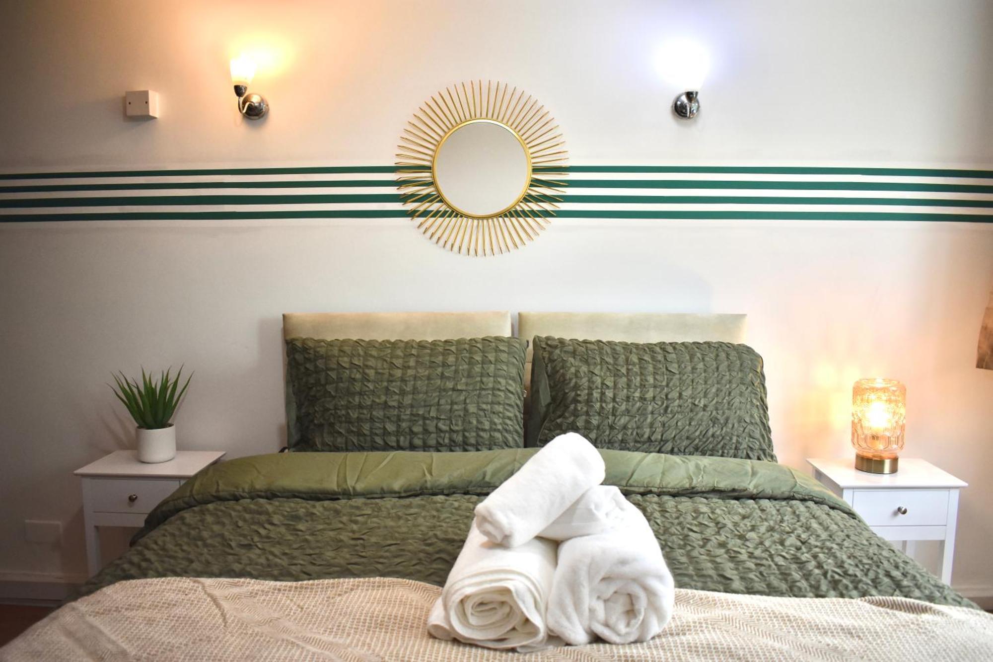 Luxury 2 Bedroom Apartment, Parking, Few Minutes Walk From Wembley Stadium Londyn Zewnętrze zdjęcie